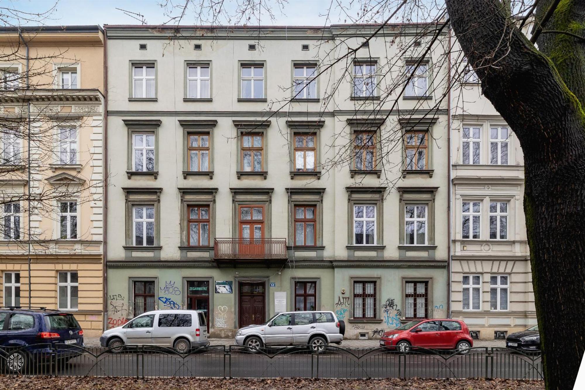 With 2 Bedrooms And Desks In The Center Of Cracow By Renters Krakow