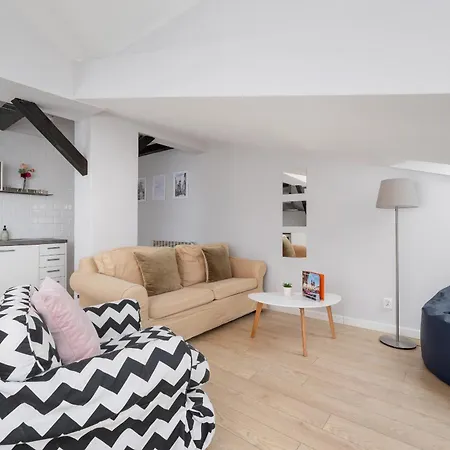 Apartment With 2 Bedrooms And Desks In The Center Of Cracow By Noclegi Renters Krakow Exterior photo