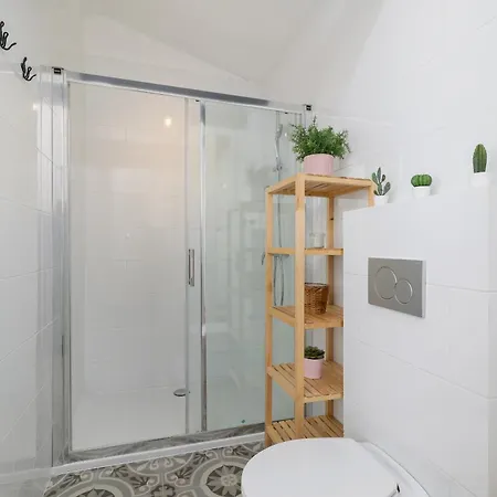 Apartment With 2 Bedrooms And Desks In The Center Of Cracow By Noclegi Renters Krakow Exterior photo