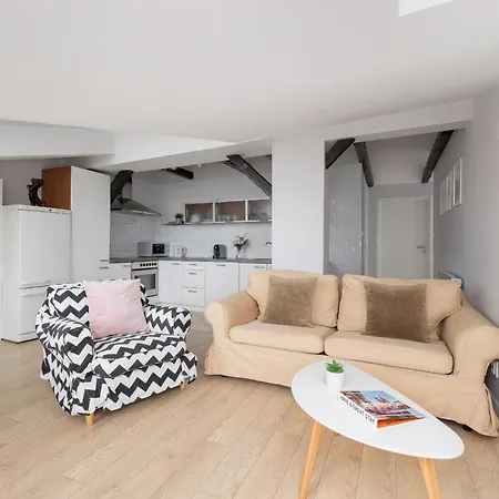 Apartment With 2 Bedrooms And Desks In The Center Of Cracow By Noclegi Renters Krakow Exterior photo